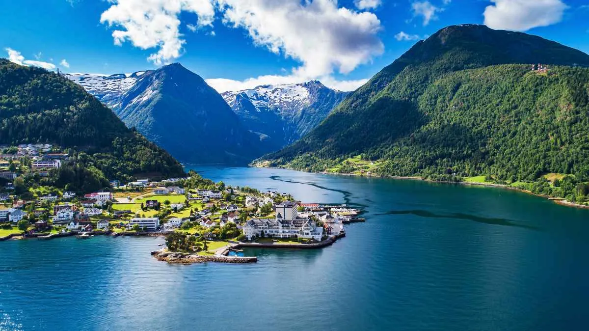 400 norway road trip ideas