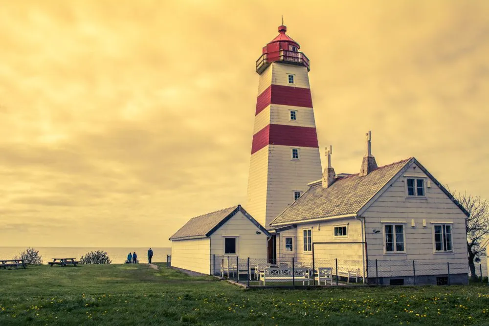 Alnes Lighthouse