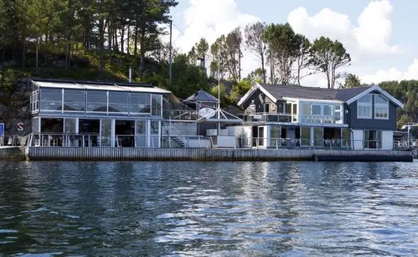 Cornelius Seafood