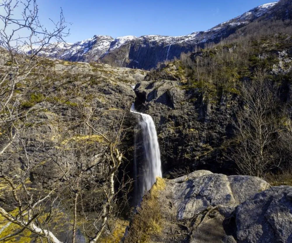Manafossen-Wasserfall