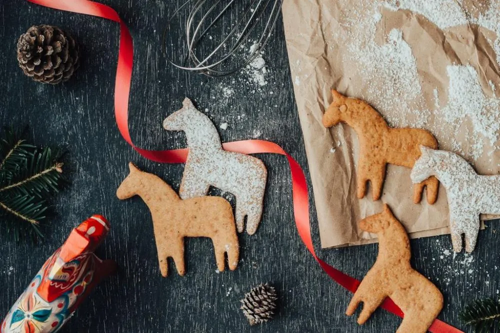 A Delicious Guide to a Traditional Norwegian Christmas Dinner: Delights from Norway