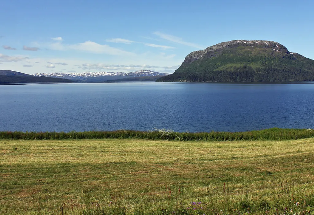 Lake Tunnsjøen in Norway