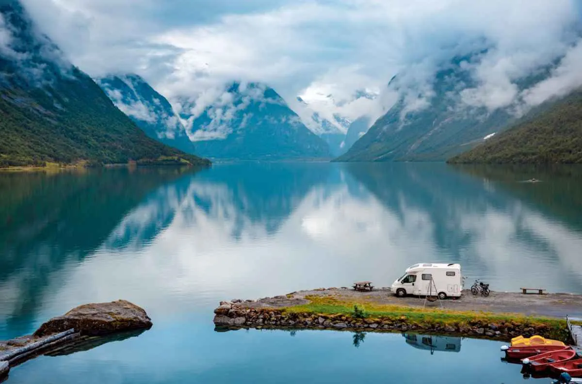 How to Travel in Norway with a Campervan