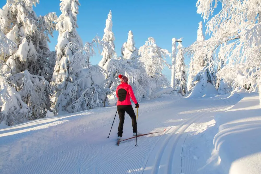 Skier en Suède en décembre