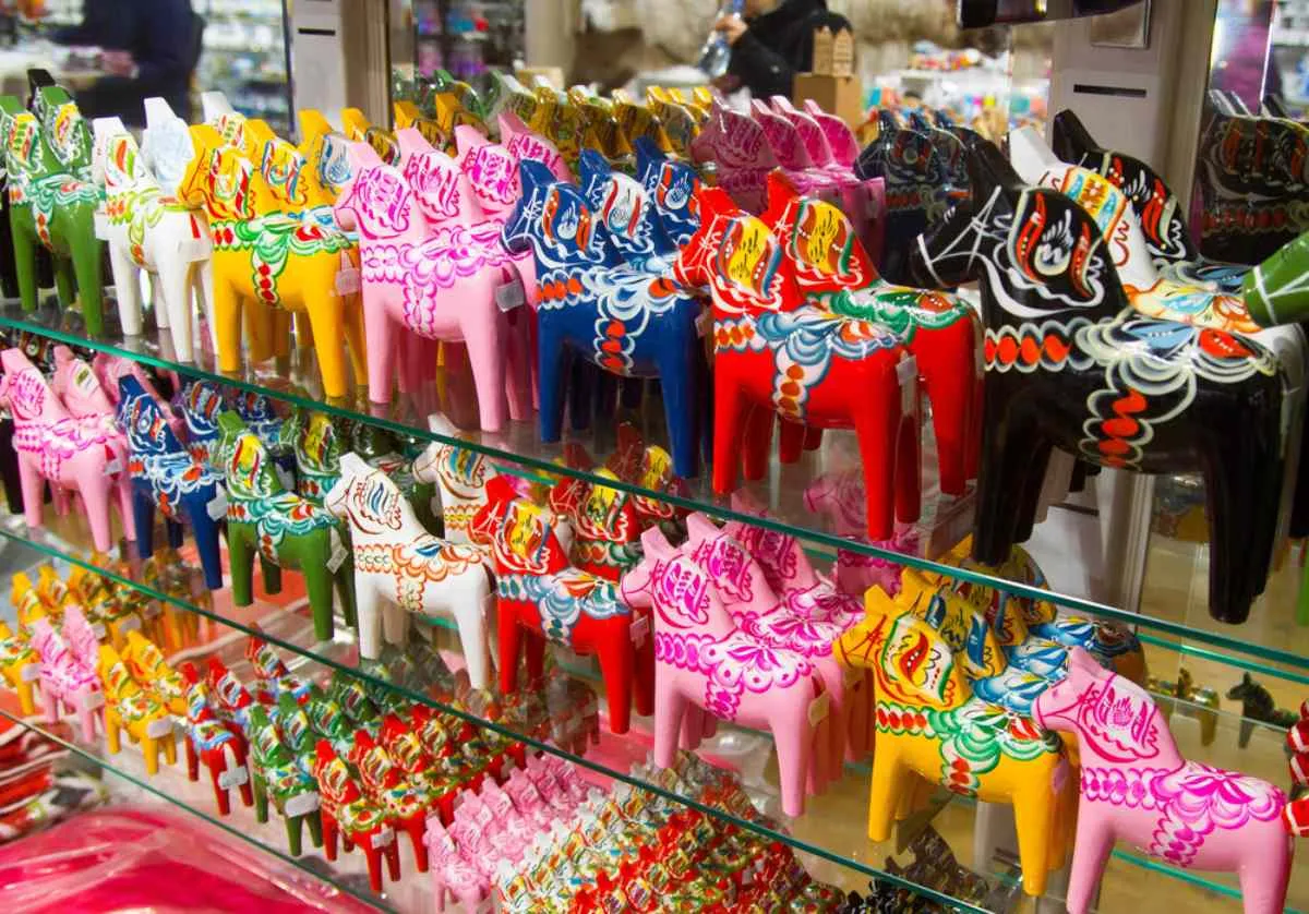 475 swedish souvenirs stores