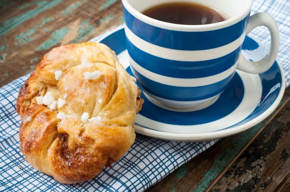 Alla scoperta della tradizione svedese del «fika»: un viaggio nella cultura del caffè in Svezia