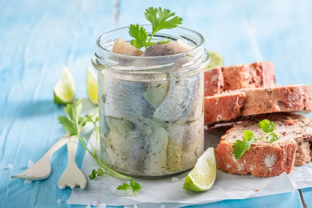 Harengs marinés