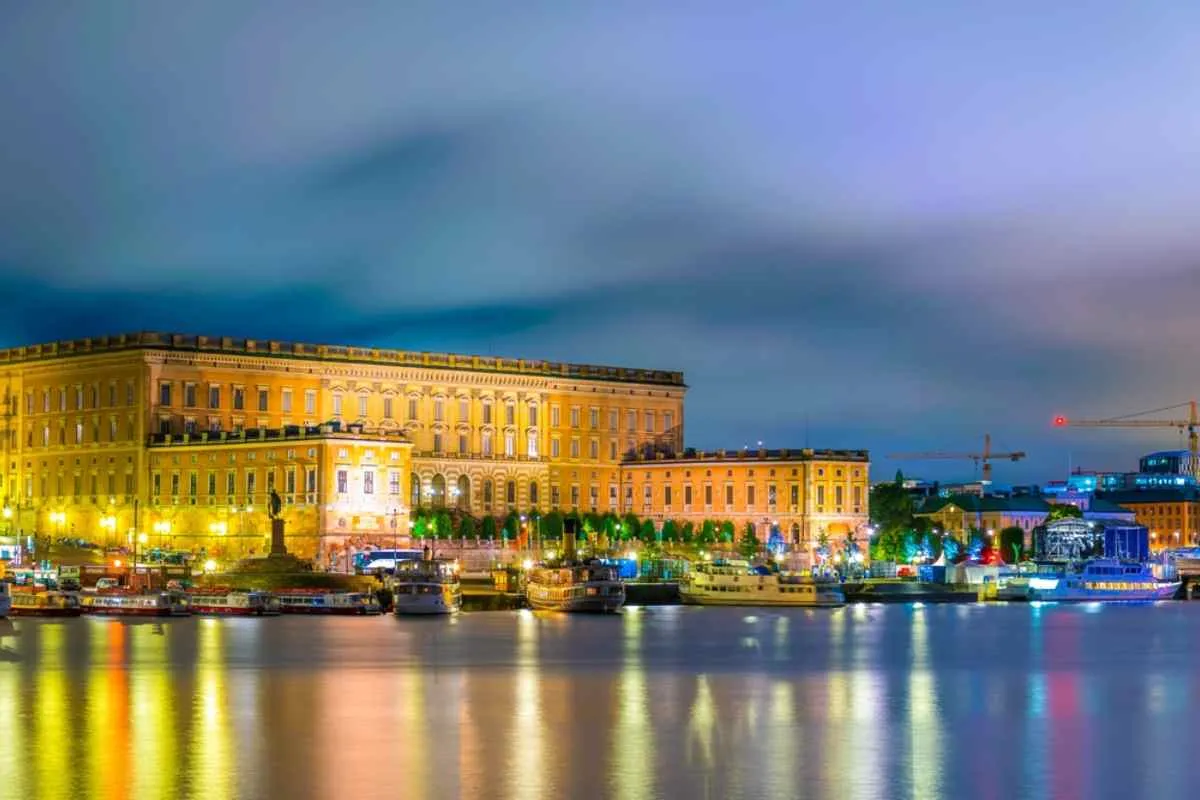 Le palais de Stockholm la nuit