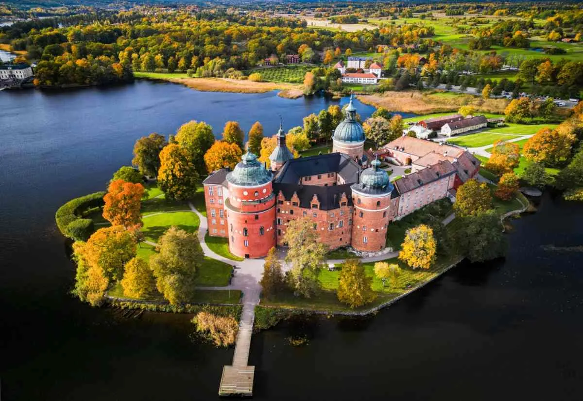 Explora el castillo de Gripsholm: una guía completa para visitantes