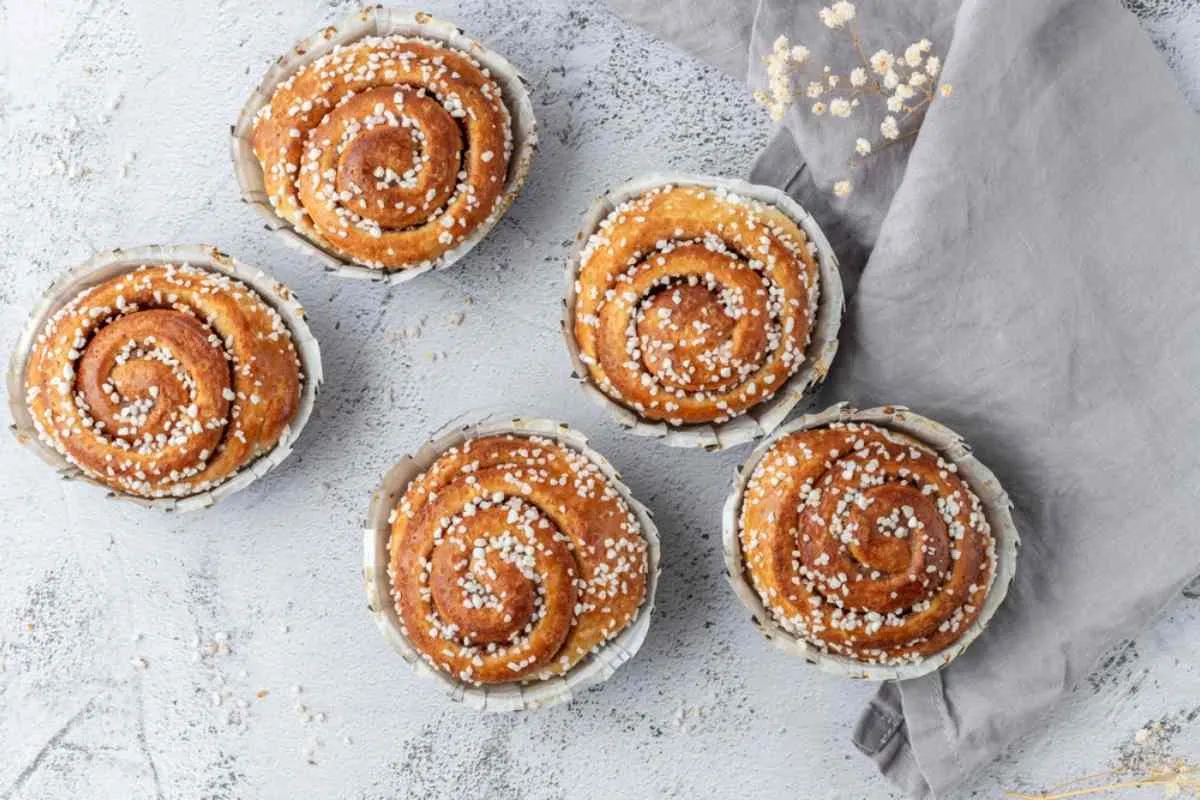 Les brioches à la cannelle suédoises
