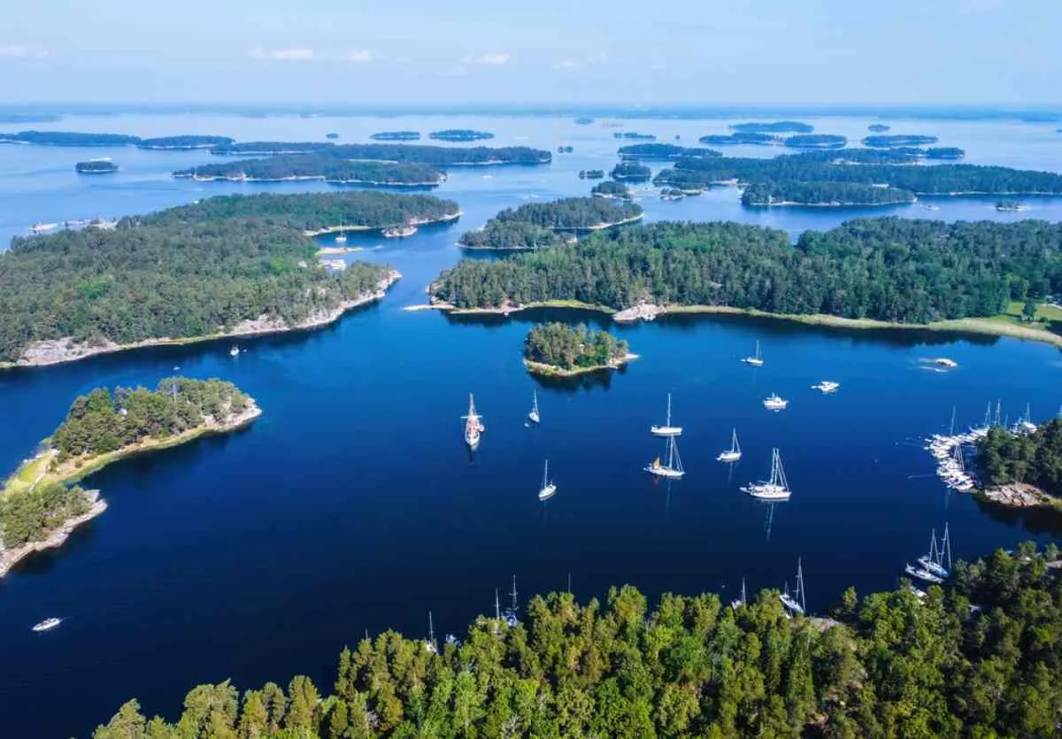Vue aérienne de l'archipel de Stockholm