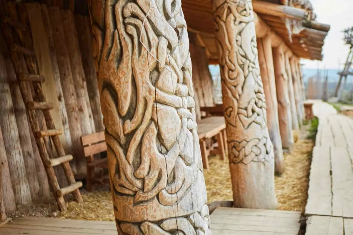 Une tapisserie de traditions : l'art populaire scandinave
