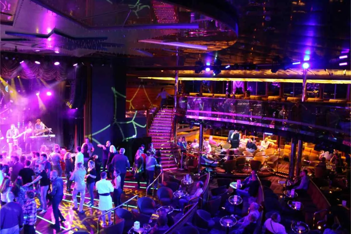 Los 10 mejores locales nocturnos de Estocolmo: tu guía de discotecas y bares