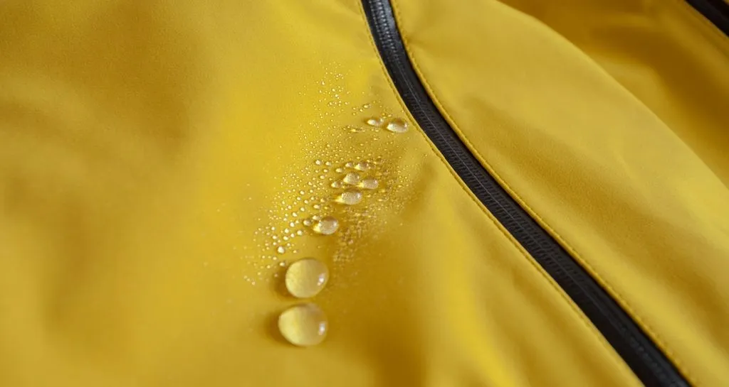 Des vêtements imperméables pour des vacances en Suède