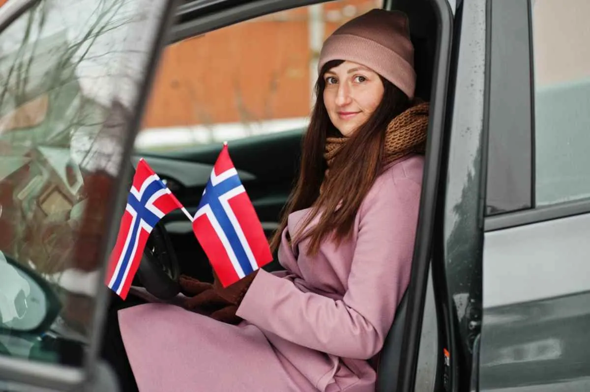 Peut-on conduire en Norvège avec un permis de conduire non européen (hors UE/EEE) ?