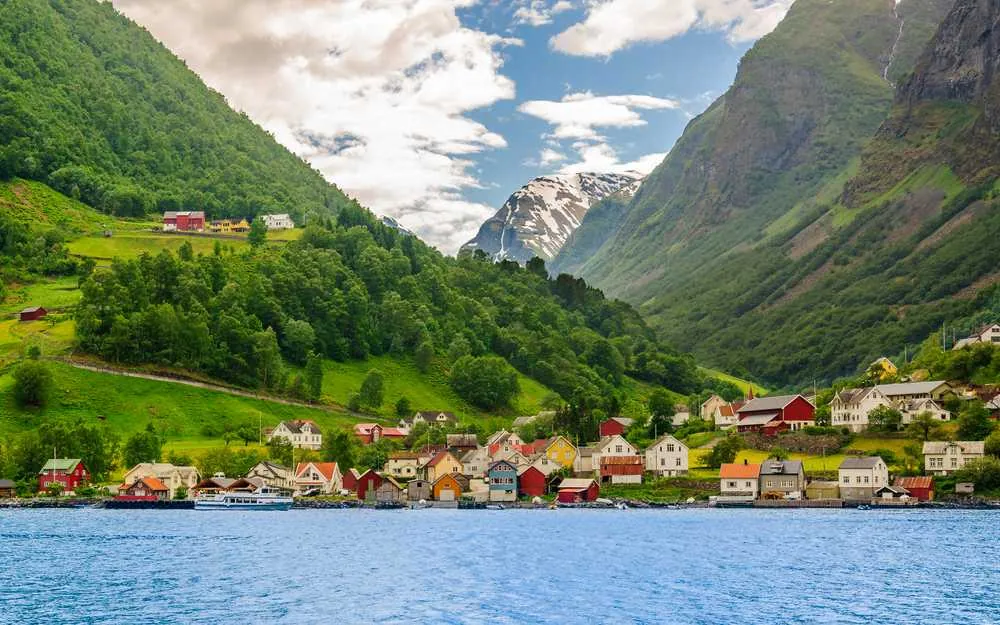 Staden Flam i Nærøyfjorden