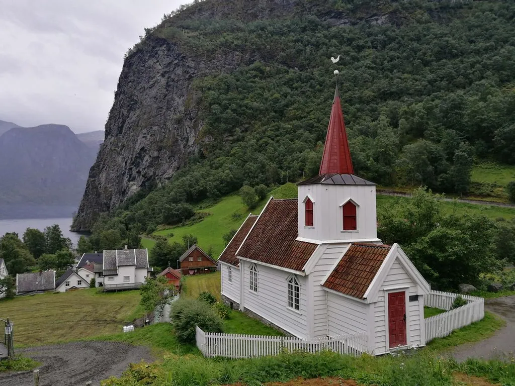 Die Stabkirche von Undredal in Norwegen