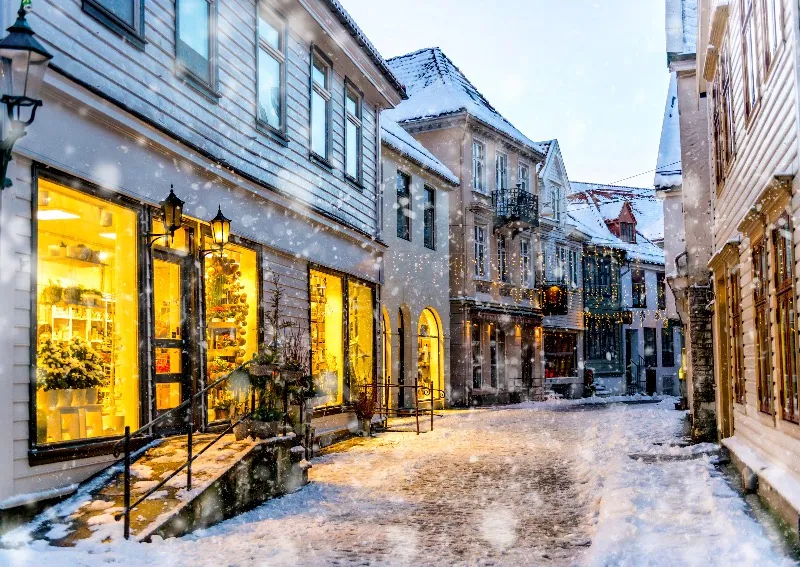 Journée enneigée à Bergen, à Bryggen – Tout sur Bergen, en Norvège