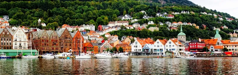 Incroyable vue panoramique sur le port de Bergen – Tout savoir sur Bergen, en Norvège