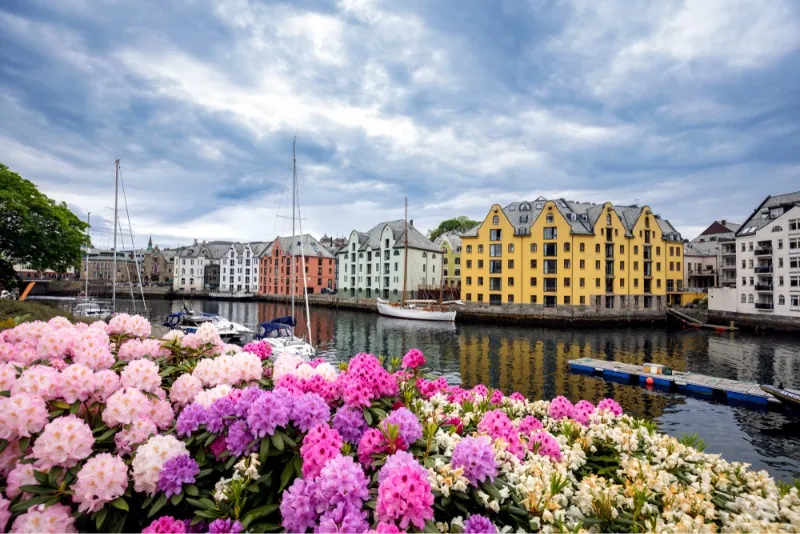 Jugendstilbygninger i Ålesund – populære reisemål i Norge