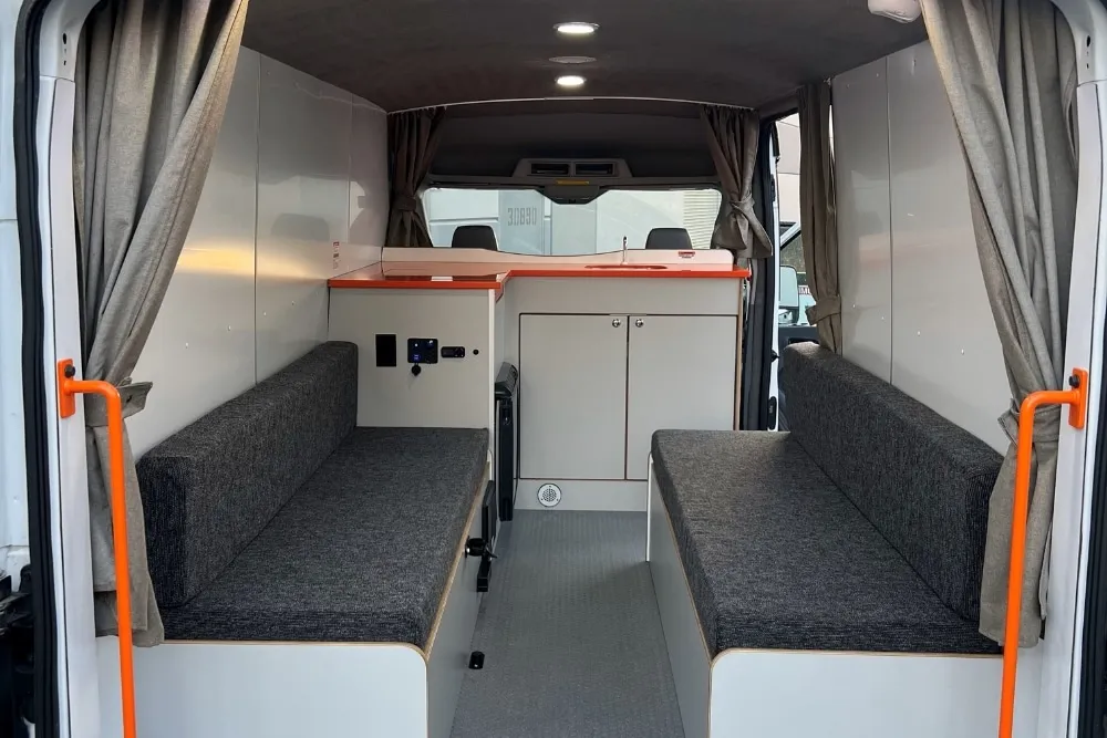Beeva Camper (Automatic) – Campervans, photo 2