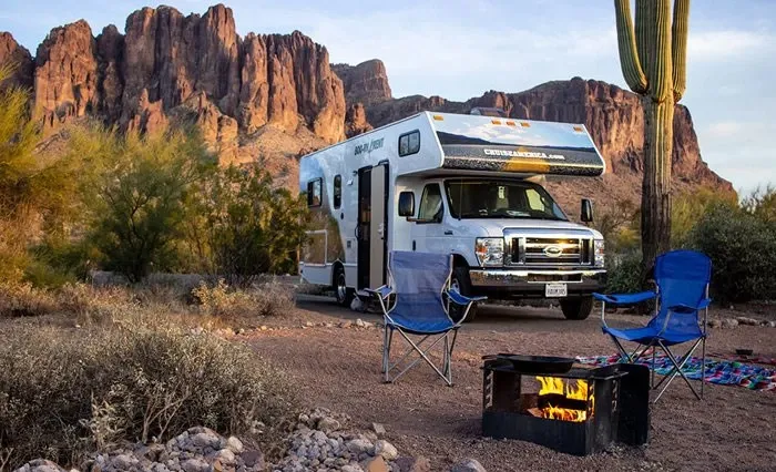 Cruise America Large RV (Automatic) – RVs, photo 2