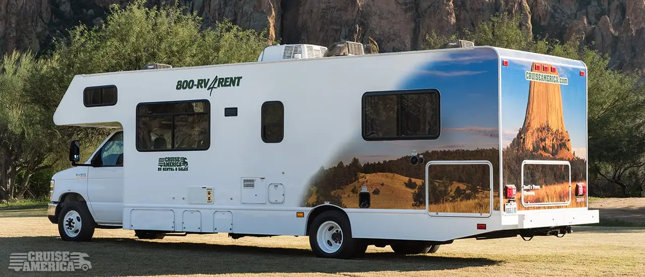 Cruise America Large RV (Automatic) – RVs, photo 3