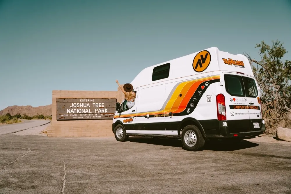 Hi5 Campervan (Automatic) – Campervans, photo 2