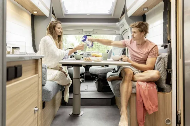 Comfort Standard (manuelle) – Camping-cars, photo 2