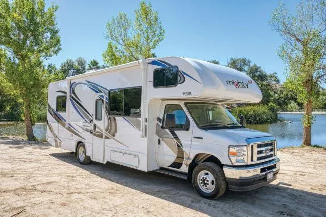Mighty Class C Large (MT) 27-29ft – RVs
