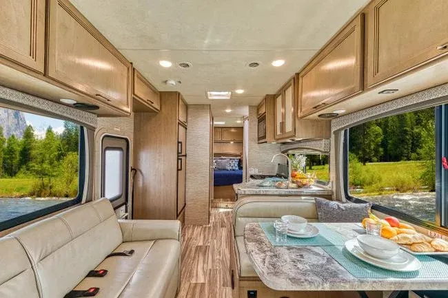 Mighty Class C Large (MT) 27-29ft – RVs, photo 6