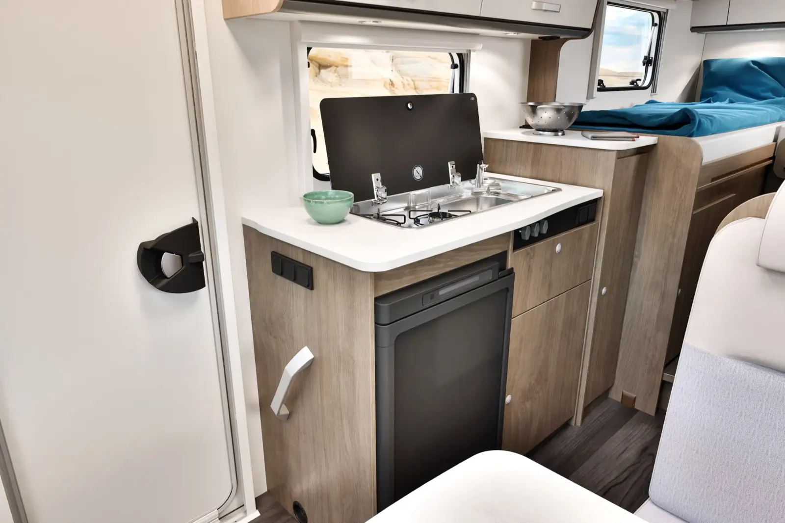 Motorhome Small (automática) – Autocaravanas, foto 4