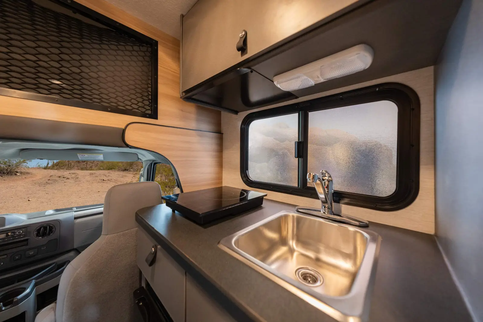 Cruise America Ultra Compact RV (Automatic) – RVs, photo 17