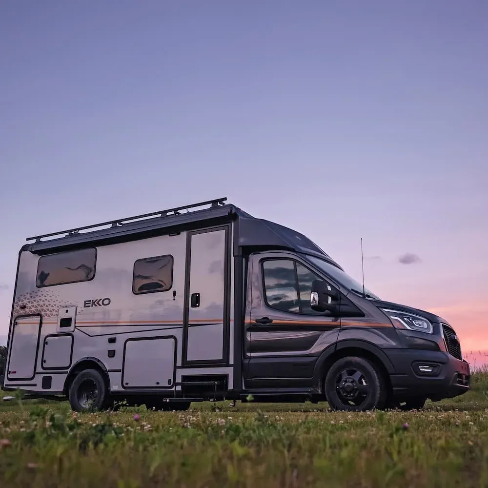 Winnebago Ekko – RVs, photo 3