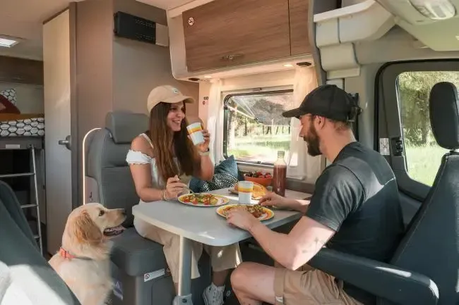 Comfort Compact Select (automatico) – Autocaravan, foto 3