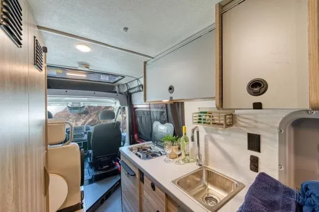 Mighty Class B (MB) 20-22ft – RVs, photo 9