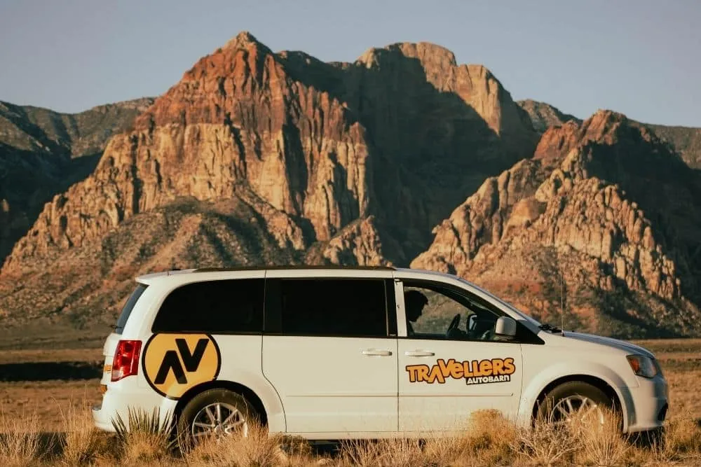 MiniVan (Automatic) – Campervans, photo 5