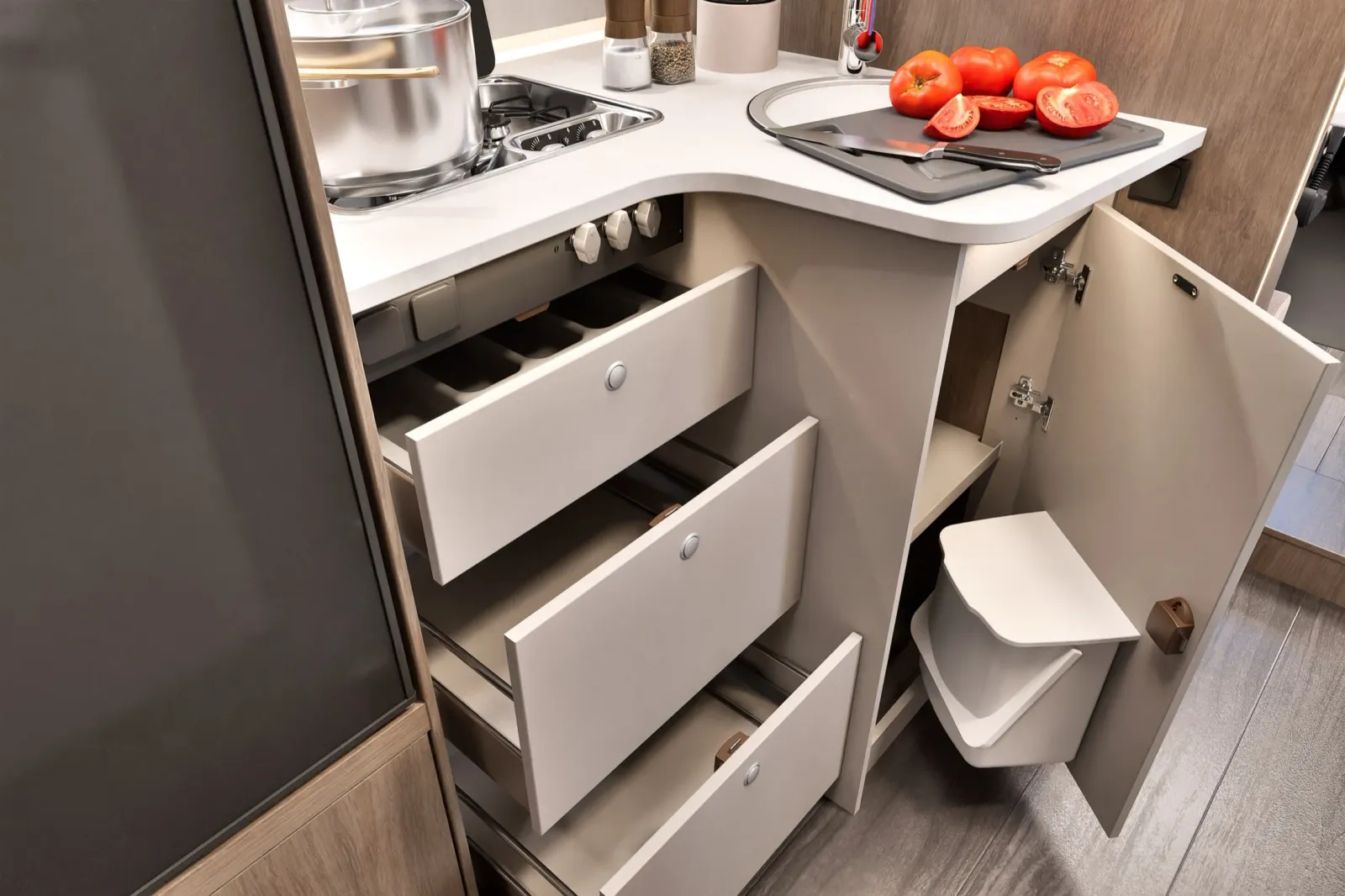 Motorhome Medium (manual) – Motorhomes, photo 7