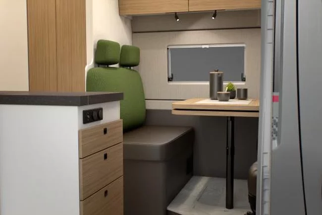 Motorhome Camp  (automático) – Autocaravanas, foto 3