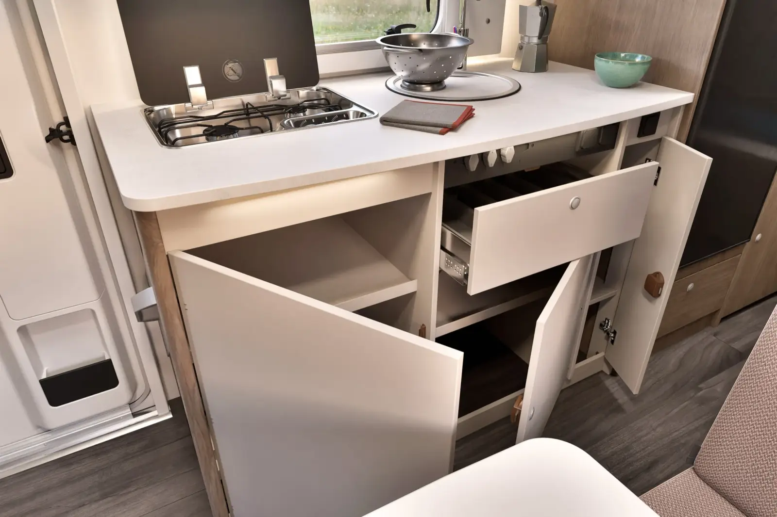 Motorhome Family 5 (automática) – Autocaravanas, foto 6