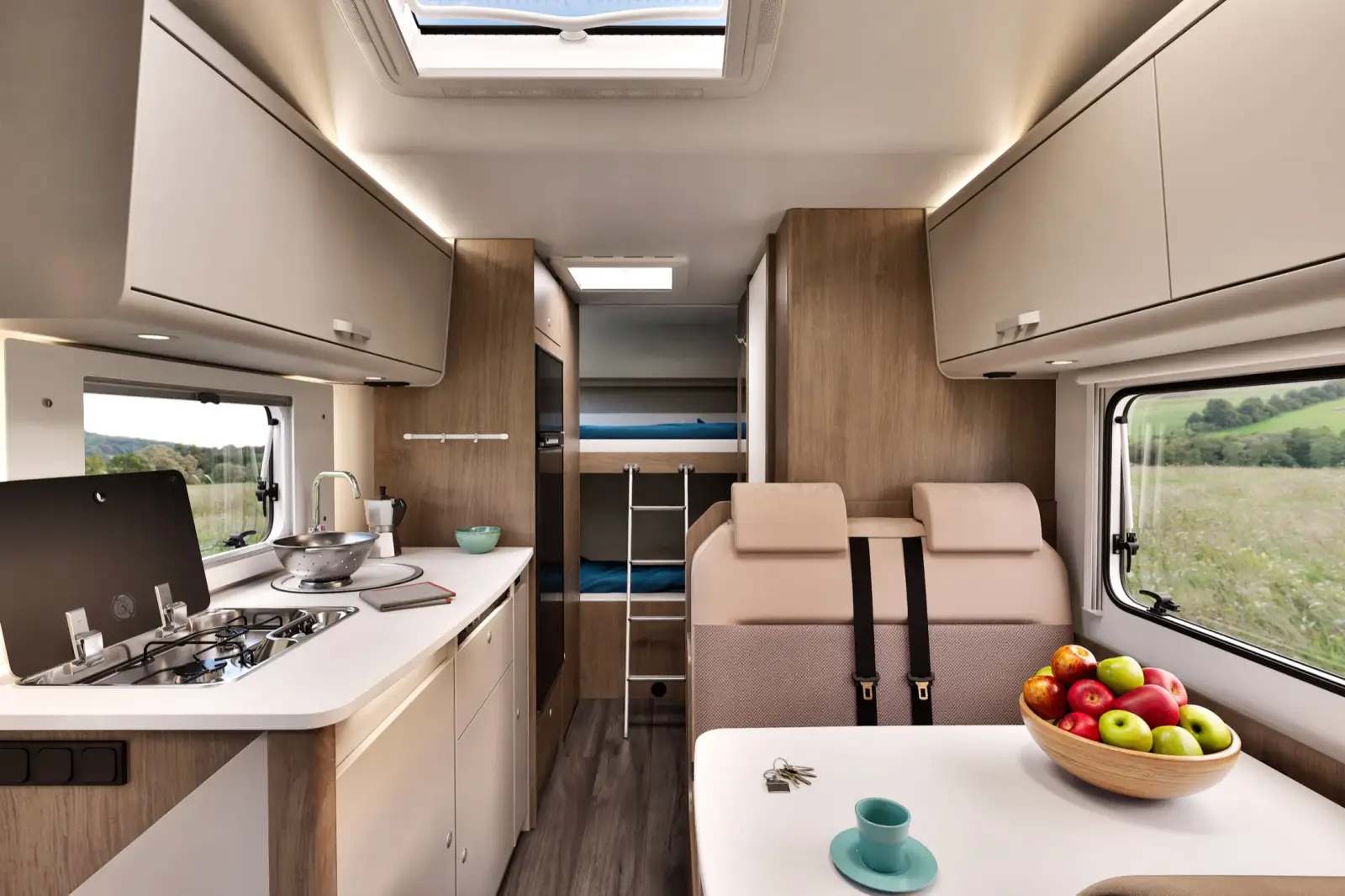 Motorhome Family 5 (automática) – Autocaravanas, foto 3