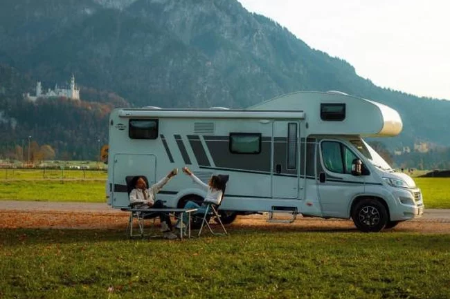 Motorhome Family 5 (Automatic) – Motorhomes
