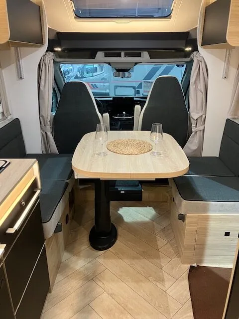 Autocaravana Nian (automática) – Autocaravanas, foto 3