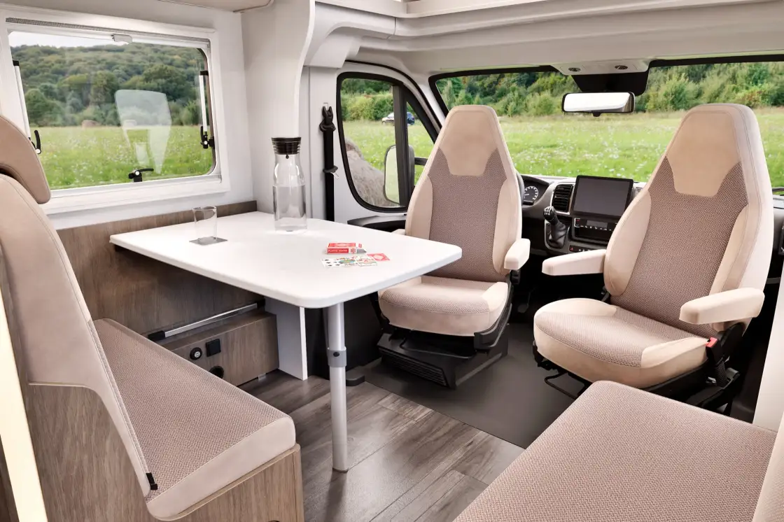 Motorhome Medium (manual) – Autocaravanas, foto 4