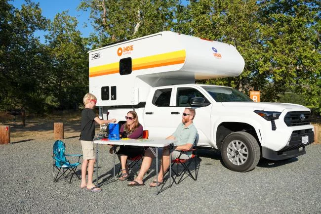 Adventure Truck Select (Automatic) – 4x4 Campers, photo 4