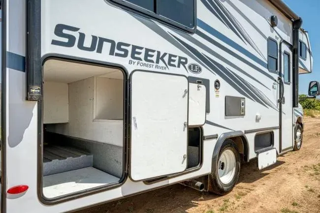 El Monte RV Class C Medium (D) 24-26ft – RVs, photo 14