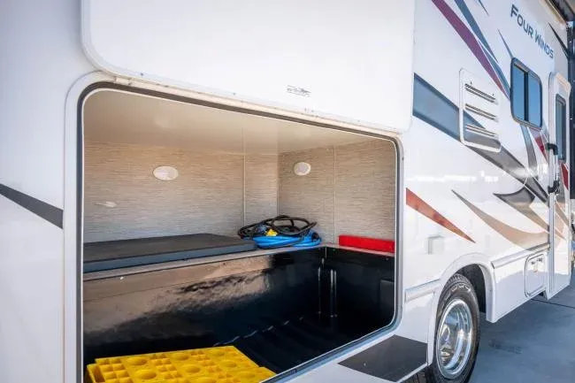 El Monte RV Class C Small (C) 21-23ft – RVs, photo 10