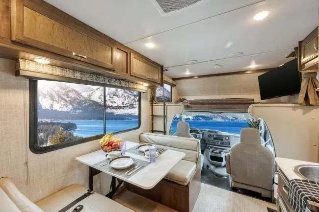 El Monte RV Class C Small (C) 21-23ft – RVs, photo 9