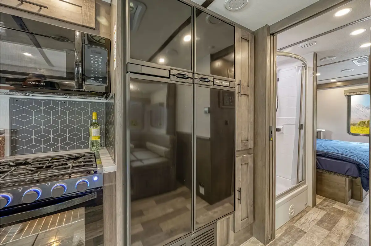 Mighty Class A (MA) 30-34ft – RVs, photo 3