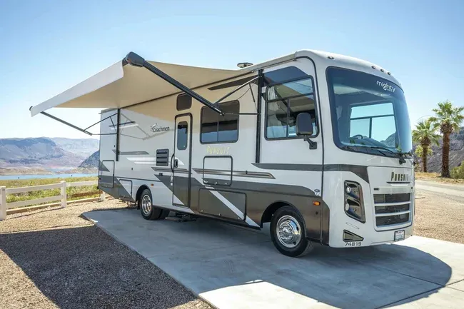 Mighty Class A (MA) 30-34ft – RVs, photo 7